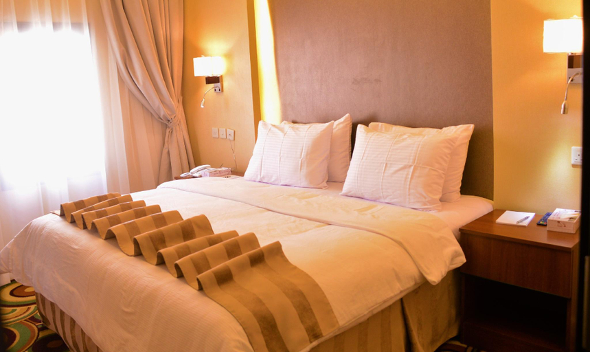 Bedroom 2, Beyab Alaziziyah Hotel, Makkah