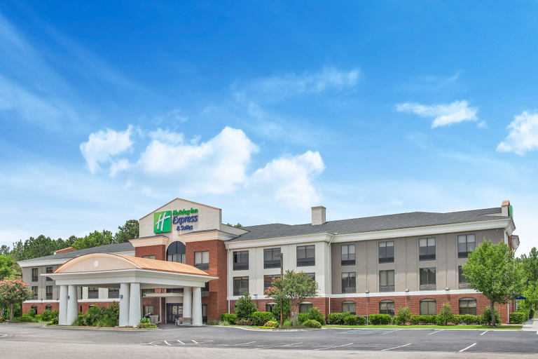 Exterior & Views 4, Holiday Inn Express & Suites HARDEEVILLE-HILTON HEAD, Jasper