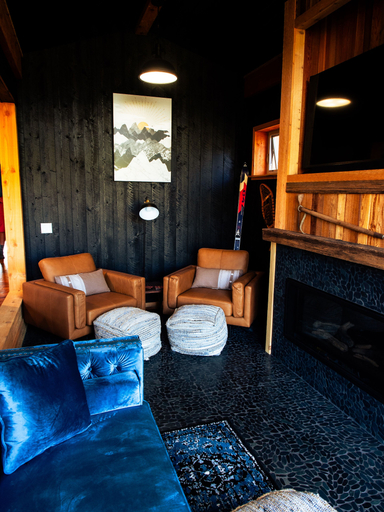 Others 5, Grand Lodging Company, Teton