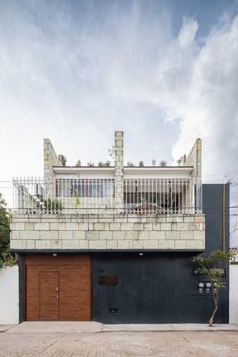 Exterior & Views, Sleeps 9 Outdoor Space PingPong Table, Del Centro