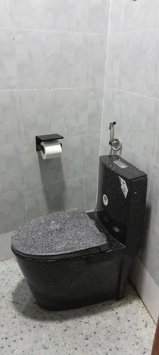 Bathroom 3, White Cat Farm Hut Inn, Igara