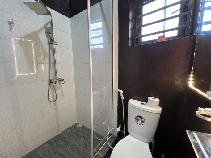 Bathroom 3, HQ APART HOTEL, Eti-Osa