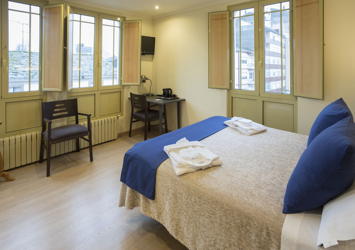 Bedroom 2, Hotel restaurante Roma, Lugo