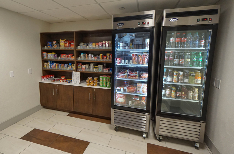 Food & Drinks 5, Holiday Inn Express & Suites SAVANNAH - MIDTOWN, Chatham