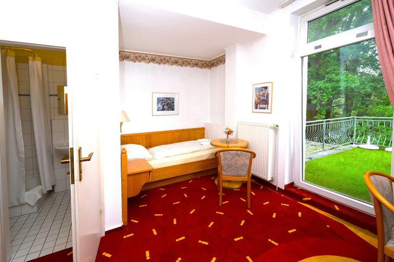 Bedroom 4, Hotel Haus Am Walde, Heidekreis