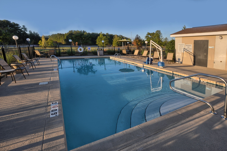 Sport & Beauty 5, Holiday Inn Express & Suites PELL CITY, Saint Clair