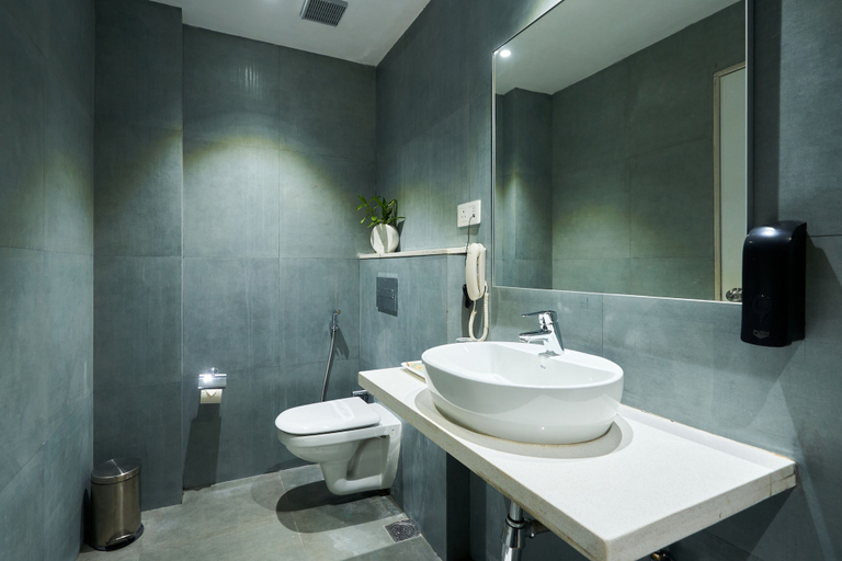 Bathroom 5, Ikshana Resort & Spa- Khandala, Raigarh