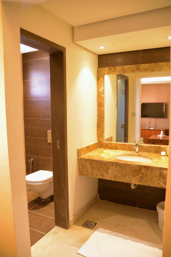 Bathroom 5, Beyab Alaziziyah Hotel, Makkah