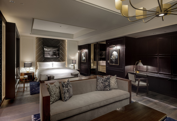 Bedroom 4, Art Paradiso, Paradise City, Jung