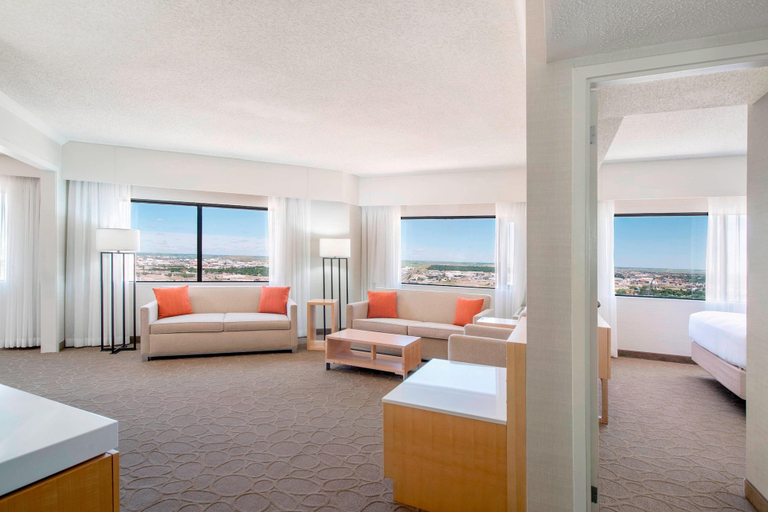 Bedroom 3, Delta Hotels by Marriott Regina, Division No. 6