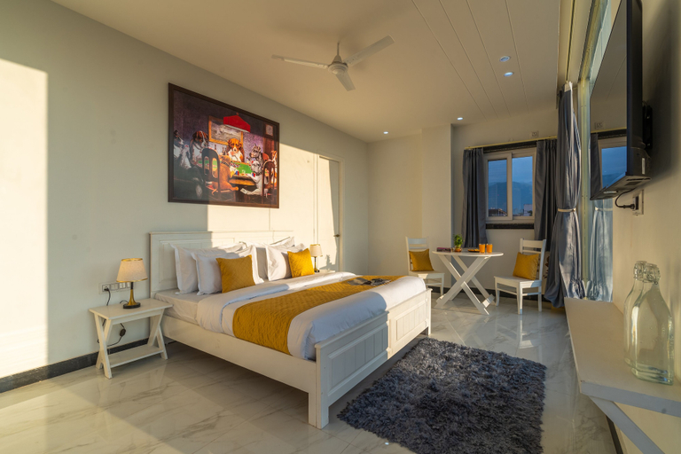 Bedroom 4, The Social Stays Dehradun, Dehradun