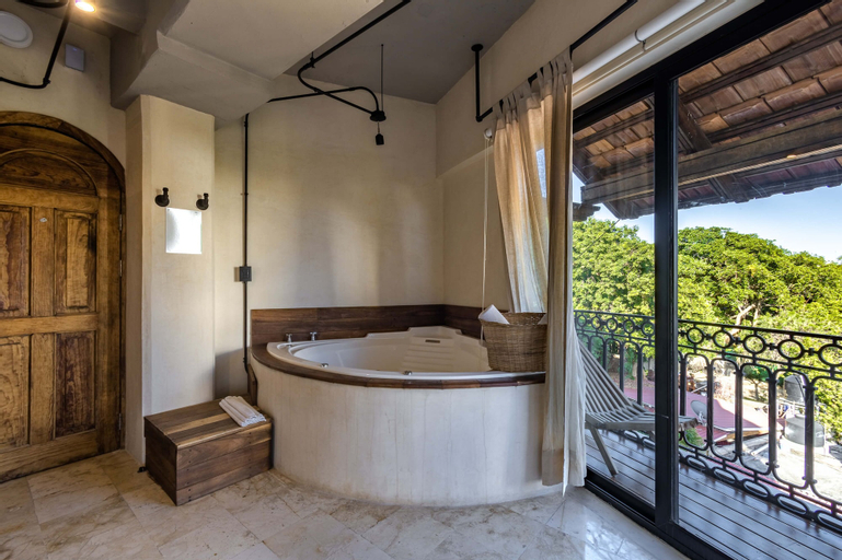 Bedroom 5, Caribbean Paradise Hotel & Spa - 5th Avenue, Cozumel