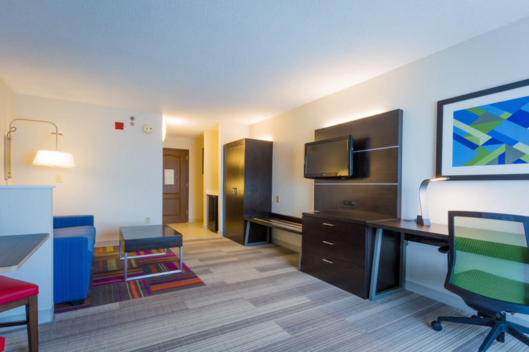 Others 3, Holiday Inn Express & Suites READING AIRPORT, Berks