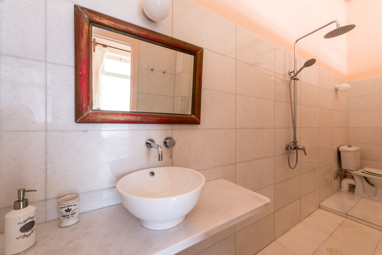 Bathroom 5, Villa Maria, South Aegean