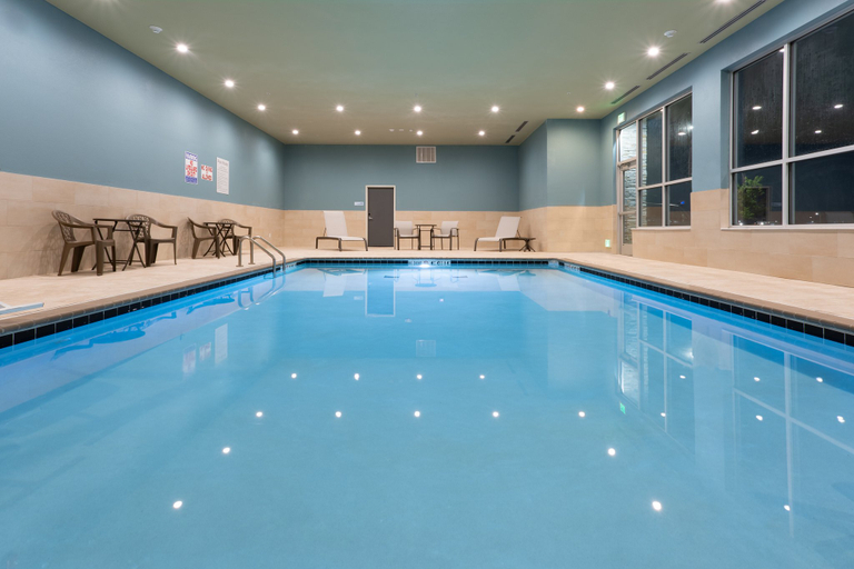Sport & Beauty 2, Holiday Inn Express & Suites FIRESTONE - LONGMONT, Weld