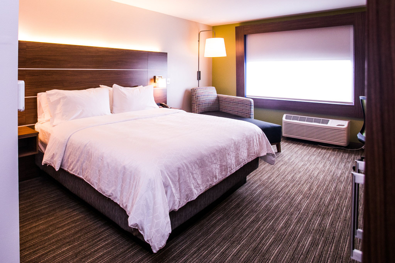 Bedroom 4, Holiday Inn Express & Suites REHOBOTH BEACH, Sussex