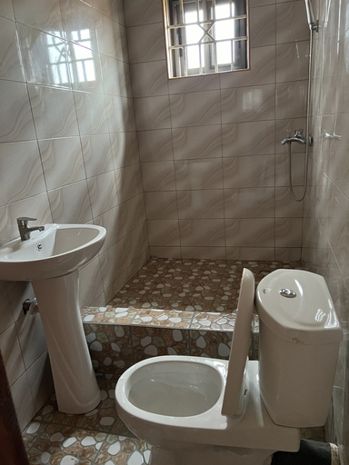 Others 4, Serene Hostel Accra, Accra