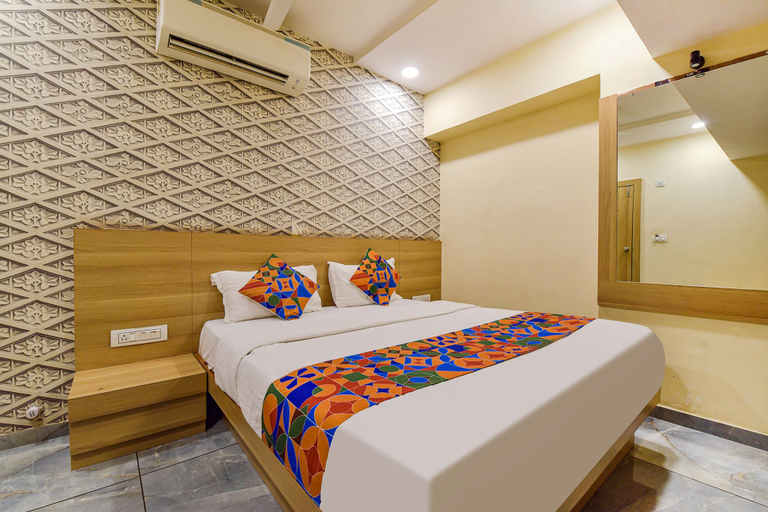 Bedroom 2, Fabhotel Vishala, Ahmadabad