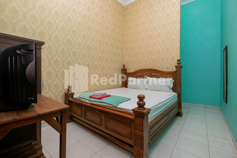 Bedroom 1, Hotel Wisata Ziarah Sunan Bonang Syariah Mitra RedDoorz, Tuban