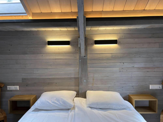 Bedroom 2, Pakasa Leiden, Leiden