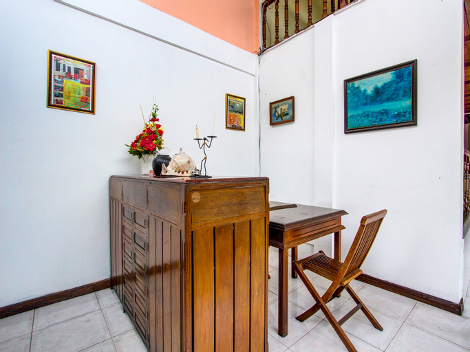 Dining Room, OYO 93422 Villa Tirto, Pasuruan