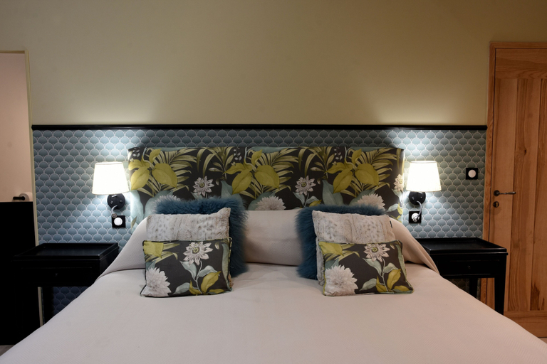 Bedroom 4, Les Girauderies Chambres d'Hotes, Charente-Maritime