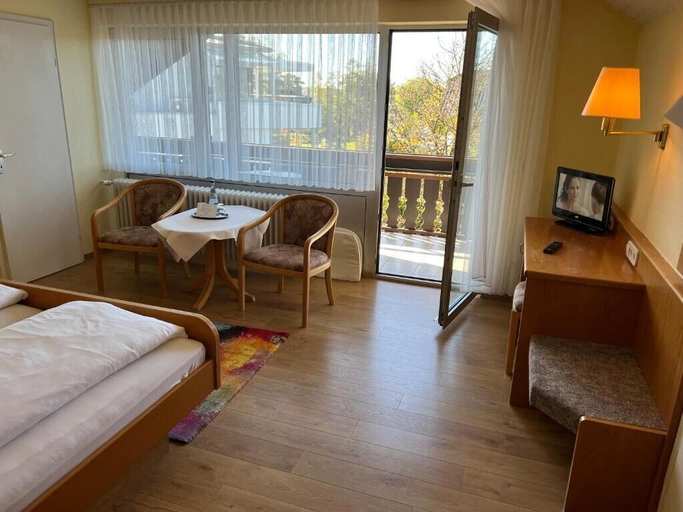 Bedroom 4, Hotel Schwan, Rastatt