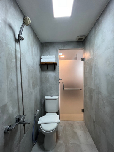 Bathroom 4, FASTROOMS BEKASI, Bekasi