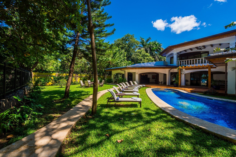 Exterior & Views 2, Blue Jewel Oceanfront Private Villa, Santa Cruz