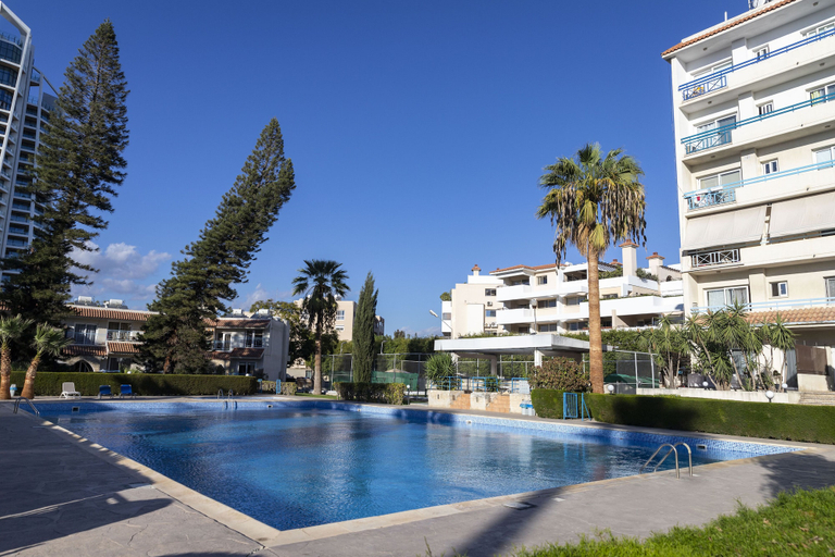 Sport & Beauty 4, Palm Beach Sea View Apt by TrulyCyprus