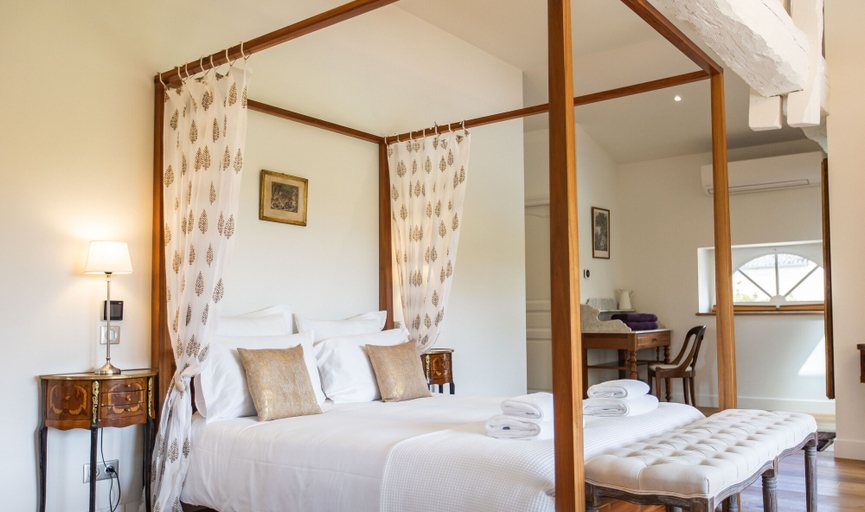 Bedroom 2, Château Gassies, Gironde