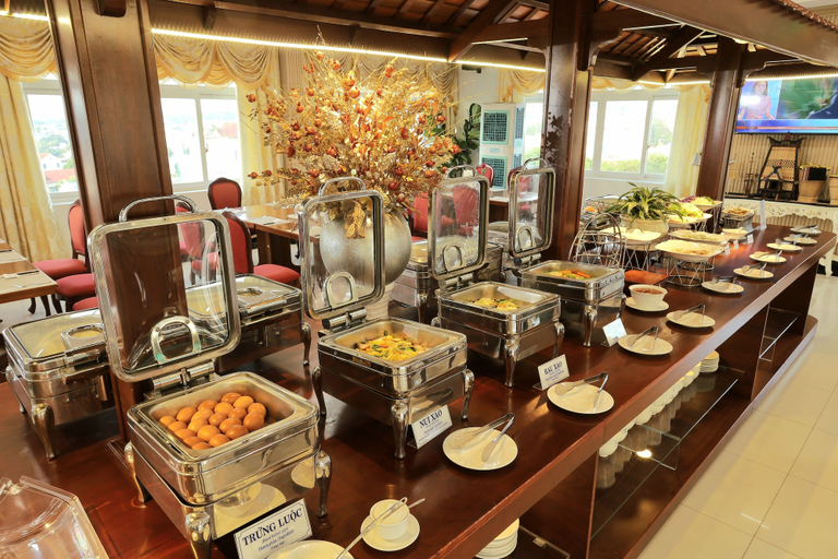 Food & Drinks 5, Pleiku & Em Hotel by Gia Lai Tourist, Pleiku