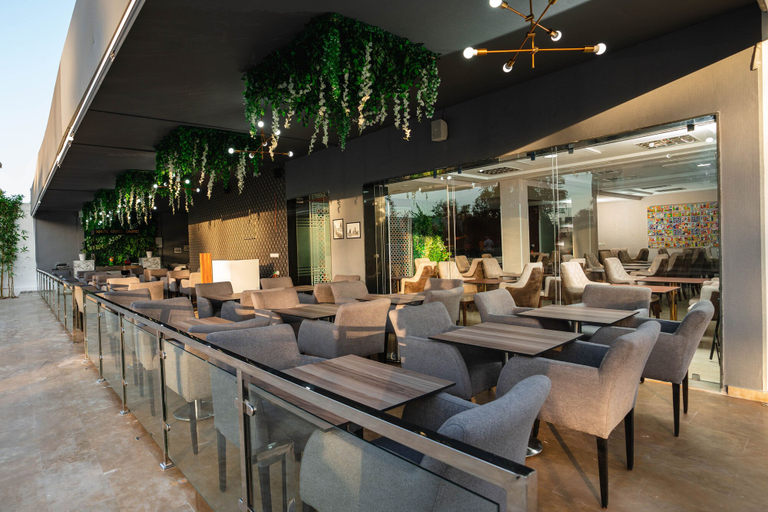 Food & Drinks 5, Banasa center, Sidi Kacem