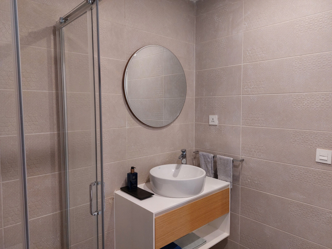 Bathroom 3, Kololi Sands, Kombo Saint Mary