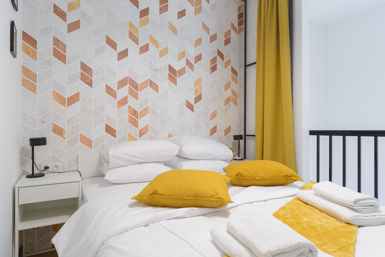Bedroom 5, Wola Jana Olbrachta, Warsaw