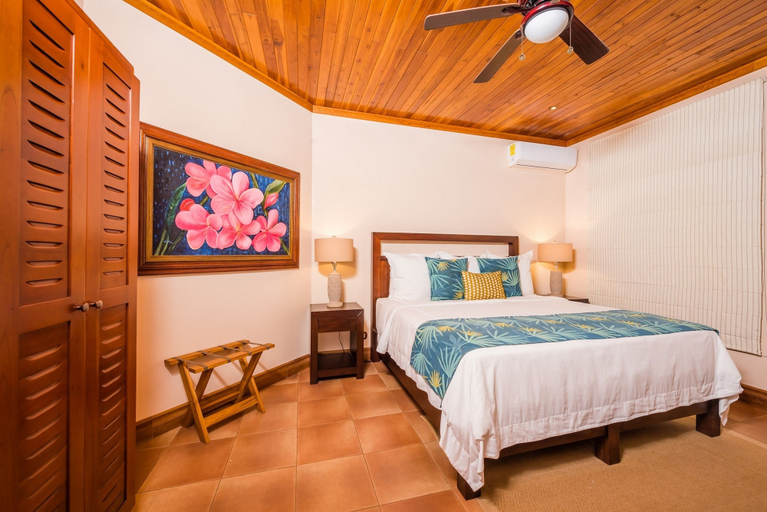 Others 5, Blue Jewel Oceanfront Private Villa, Santa Cruz