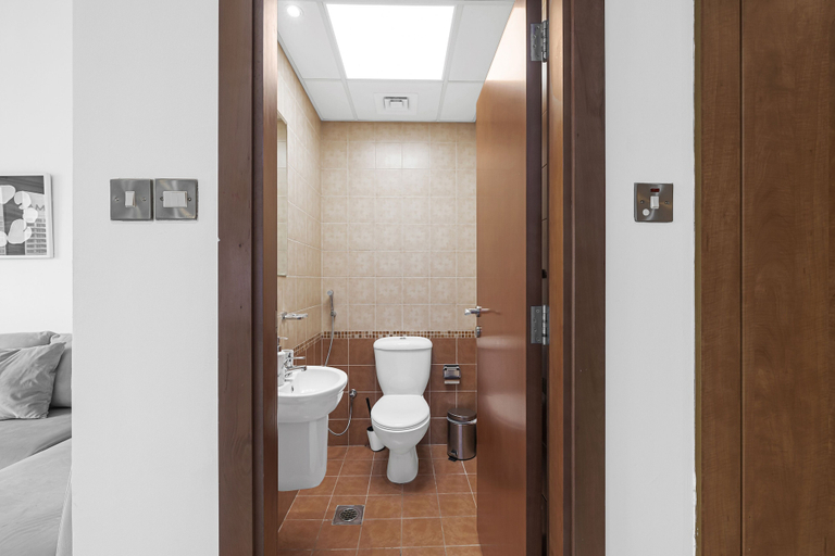 Bathroom 4, Pure Living - Mesmerizing Marina-View Apartment With Balcony, Dubai