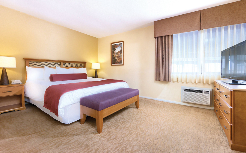 Bedroom 4, Club Wyndham Dolphin's Cove, Orange