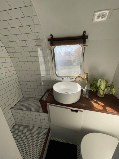 Bathroom 3, The Bellefonte Campground, Centre