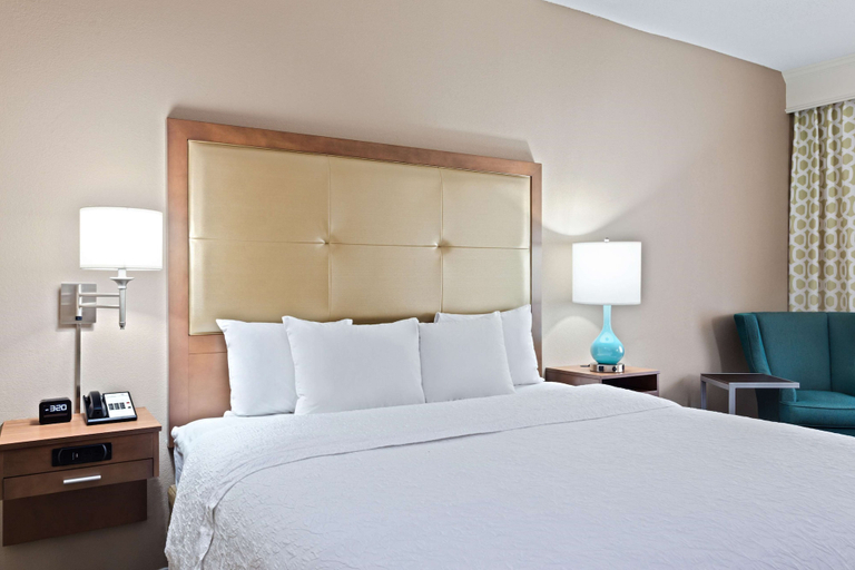 Bedroom 3, Hampton Inn & Suites Atlanta/Duluth/Gwinnett County, Gwinnett