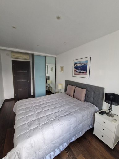 Bedroom 2, Villa Castoria, Yvelines