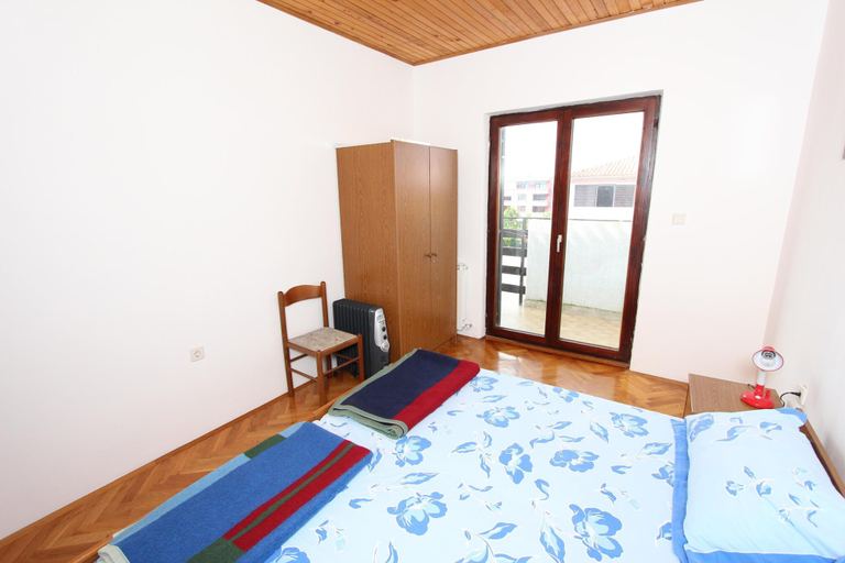 Bedroom 2, Apartments Natali, Rovinj