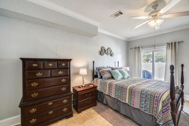 Bedroom 1, C Dreams by Book That Condo, Bay
