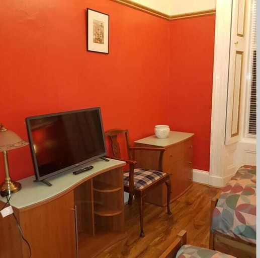 Bedroom, Snug - Fountain Bank Apartment, Argyll and Bute