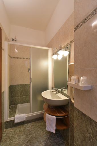 Bathroom 6