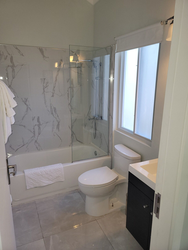 Bathroom 3, Soleil Sea Renity