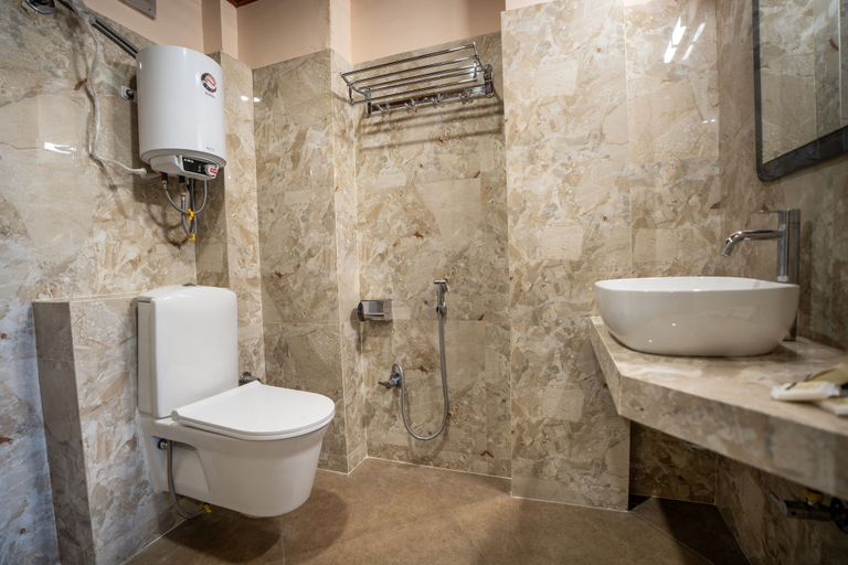 Bathroom, Muscatel Stardust - Chowrasta Mall Road, Darjiling