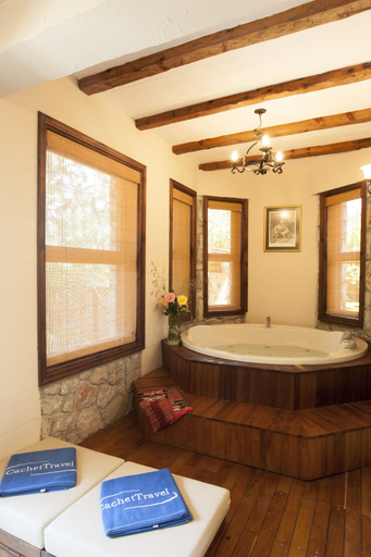Bathroom 4, Mandarin & Mango Boutique Hotel, Fethiye