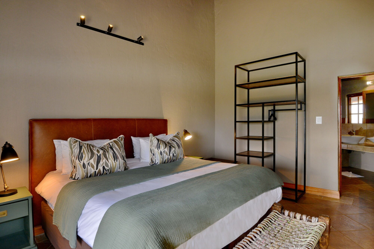 Bedroom 3, Royal Morubisi River Lodge, Waterberg
