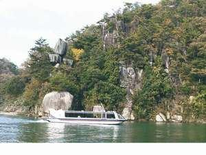 Enakyo Grand Hotel, Ena